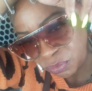 Meet your Posher, Ko